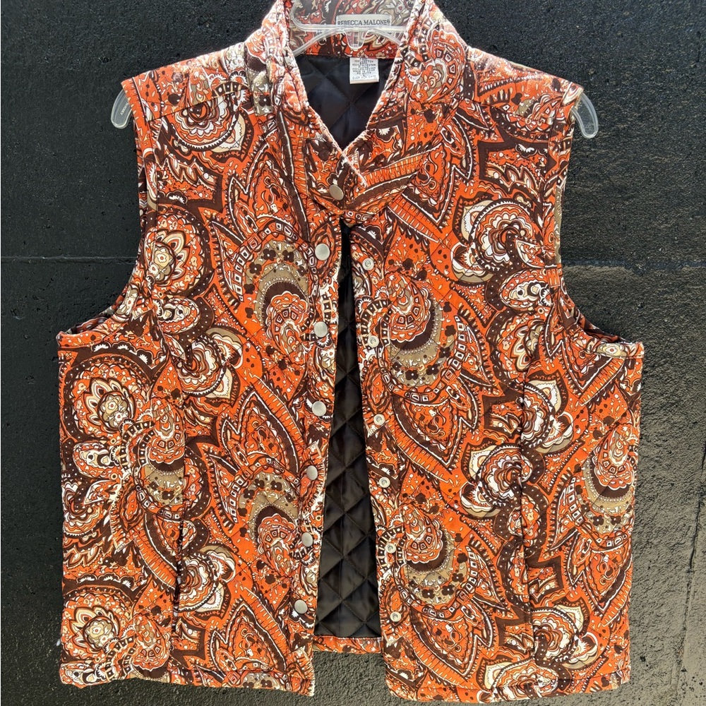 Women's Rebecca Malone Paisley Quilted Vest in Orange and Brown Size L